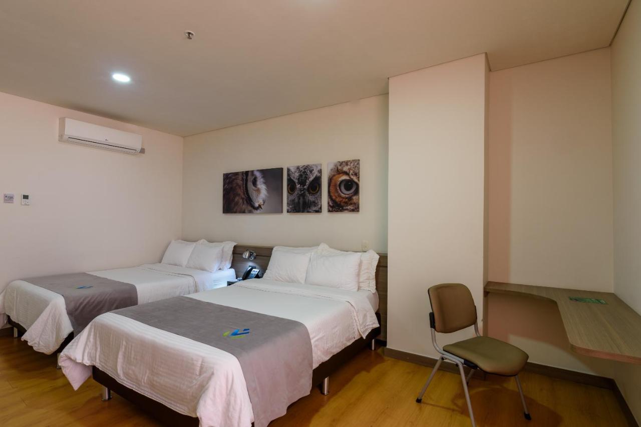 Hotel Vivre ميديلين المظهر الخارجي الصورة