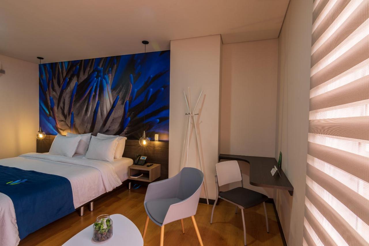 Hotel Vivre ميديلين المظهر الخارجي الصورة
