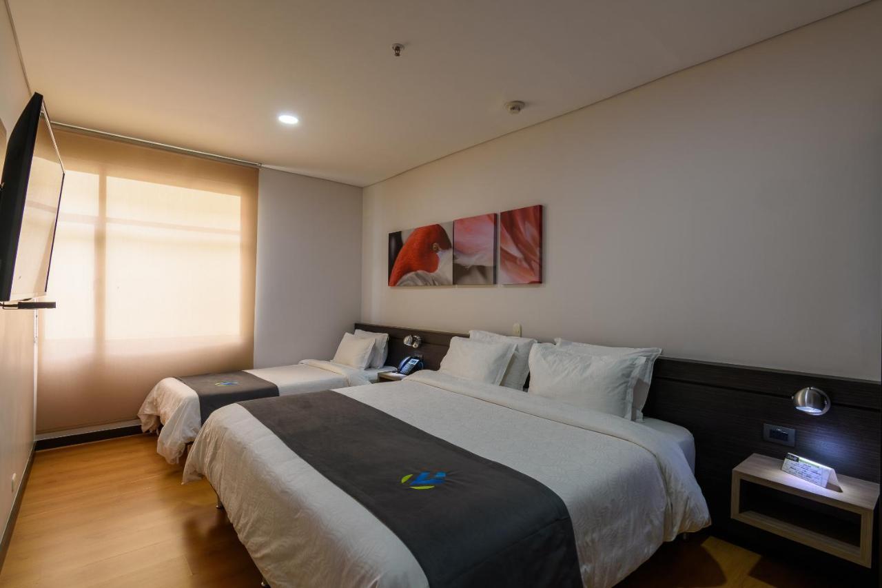 Hotel Vivre ميديلين المظهر الخارجي الصورة