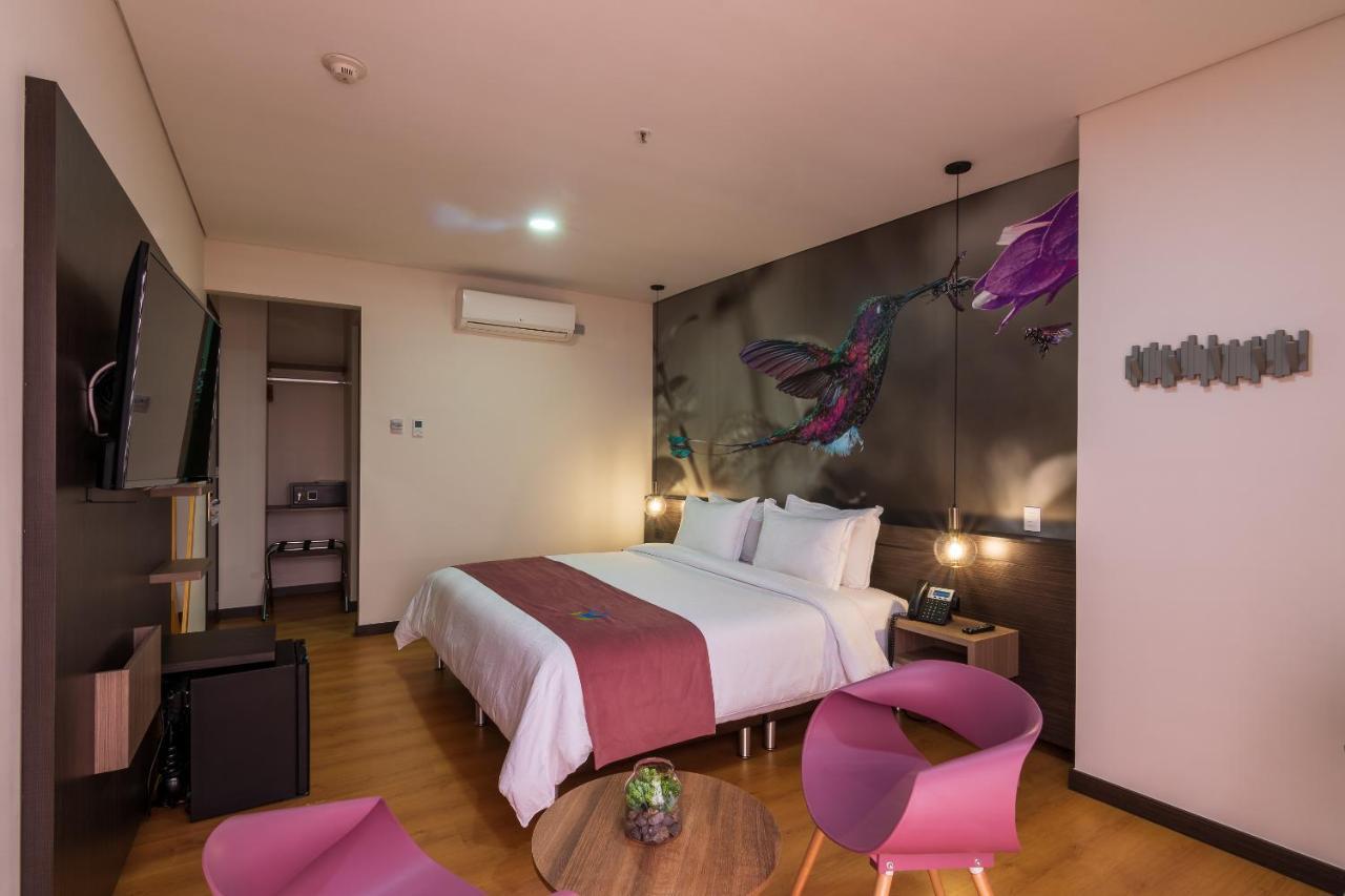 Hotel Vivre ميديلين المظهر الخارجي الصورة