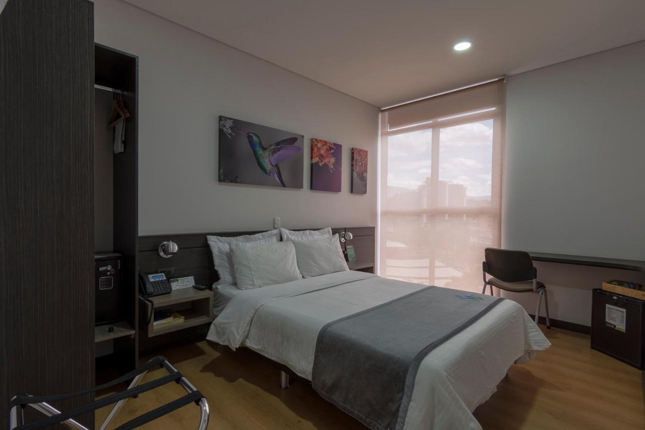 Hotel Vivre ميديلين المظهر الخارجي الصورة